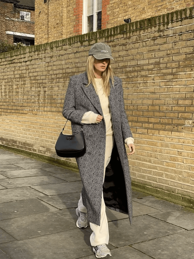 运动鞋 ” 越慵懒穿越高级!必一运动冬天 “ 阔腿裤+(图10) 运动鞋 ” 越慵懒穿越高级!必一运动冬天 “ 阔腿裤+(图10)