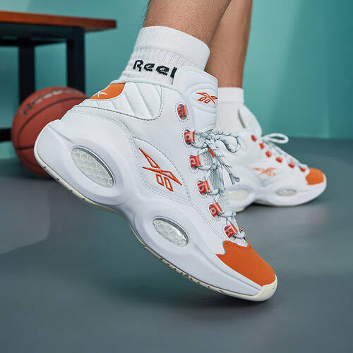 跑出马拉松冠军的秘密买到就是赚到！必一运动特步160X30PRO：(图1)