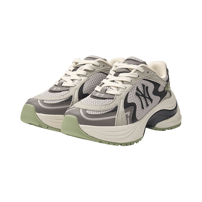 风尚——MLB张凌赫同款老爹鞋b体育必一