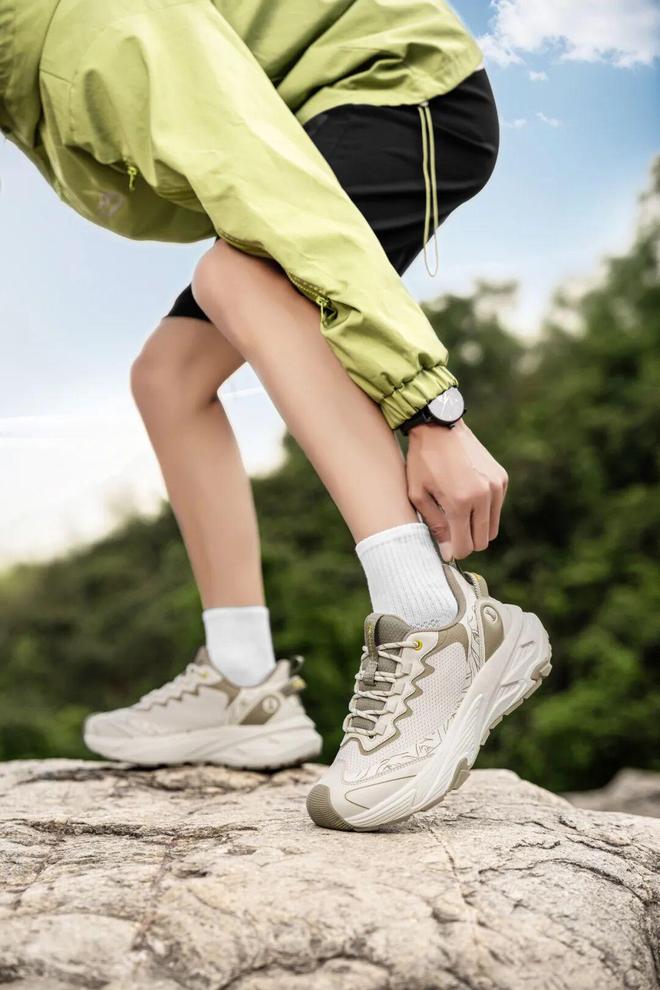 到如此可怕了！百元造某克某迪千元级户外鞋！Bsports必一体育牛！中国制造已经强(图30)